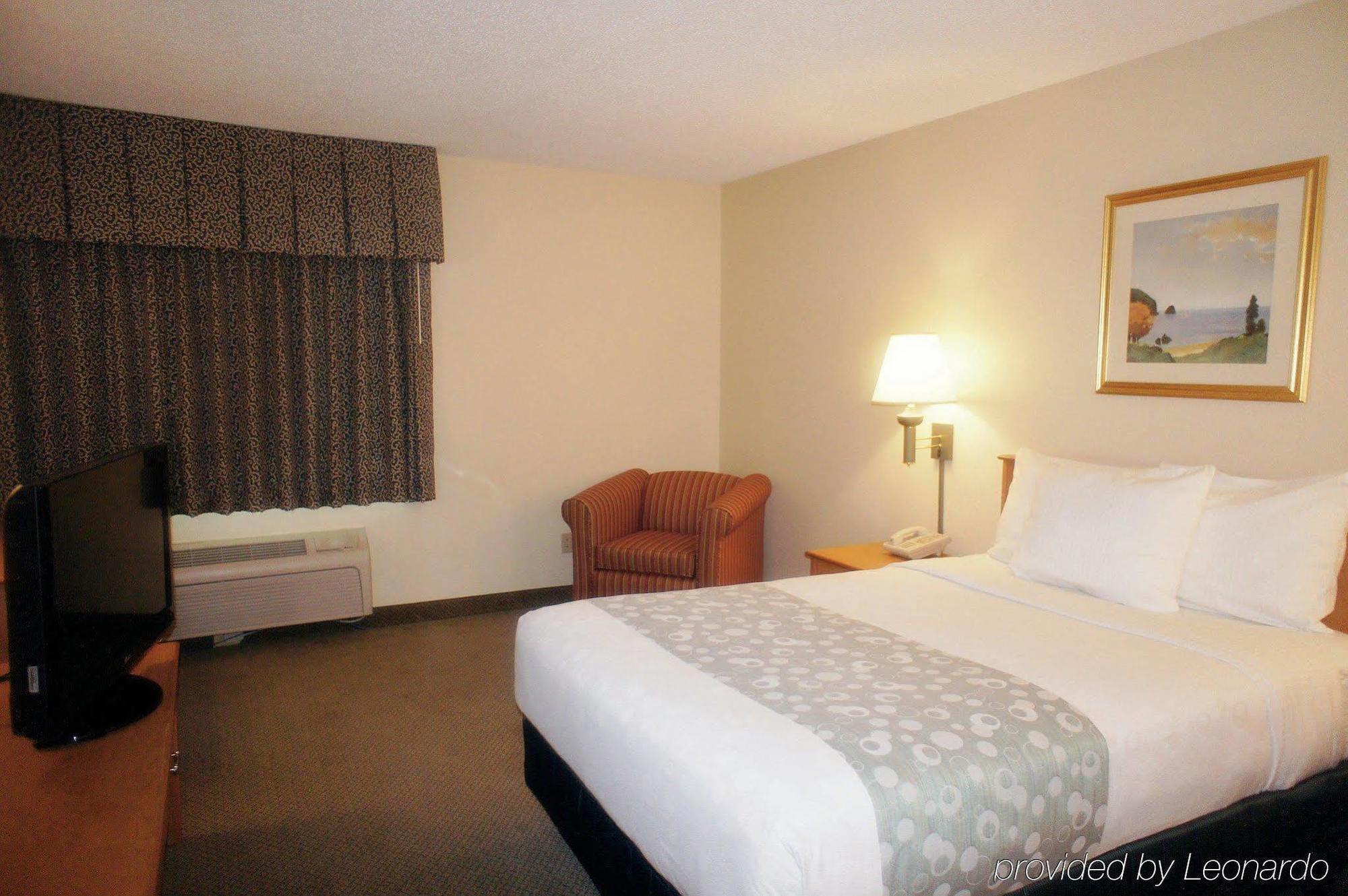 Hotel La Quinta By Wyndham Tampa Fairgrounds - Casino Mango