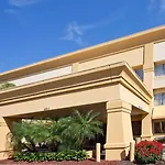 La Quinta By Wyndham Tampa Fairgrounds - Casino